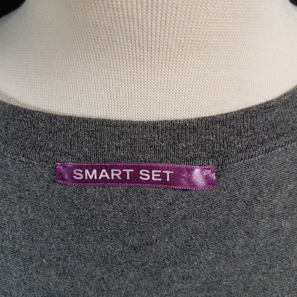 Smart Set Medium Long Grey Cardigan Snake Print - Picture 4 of 4